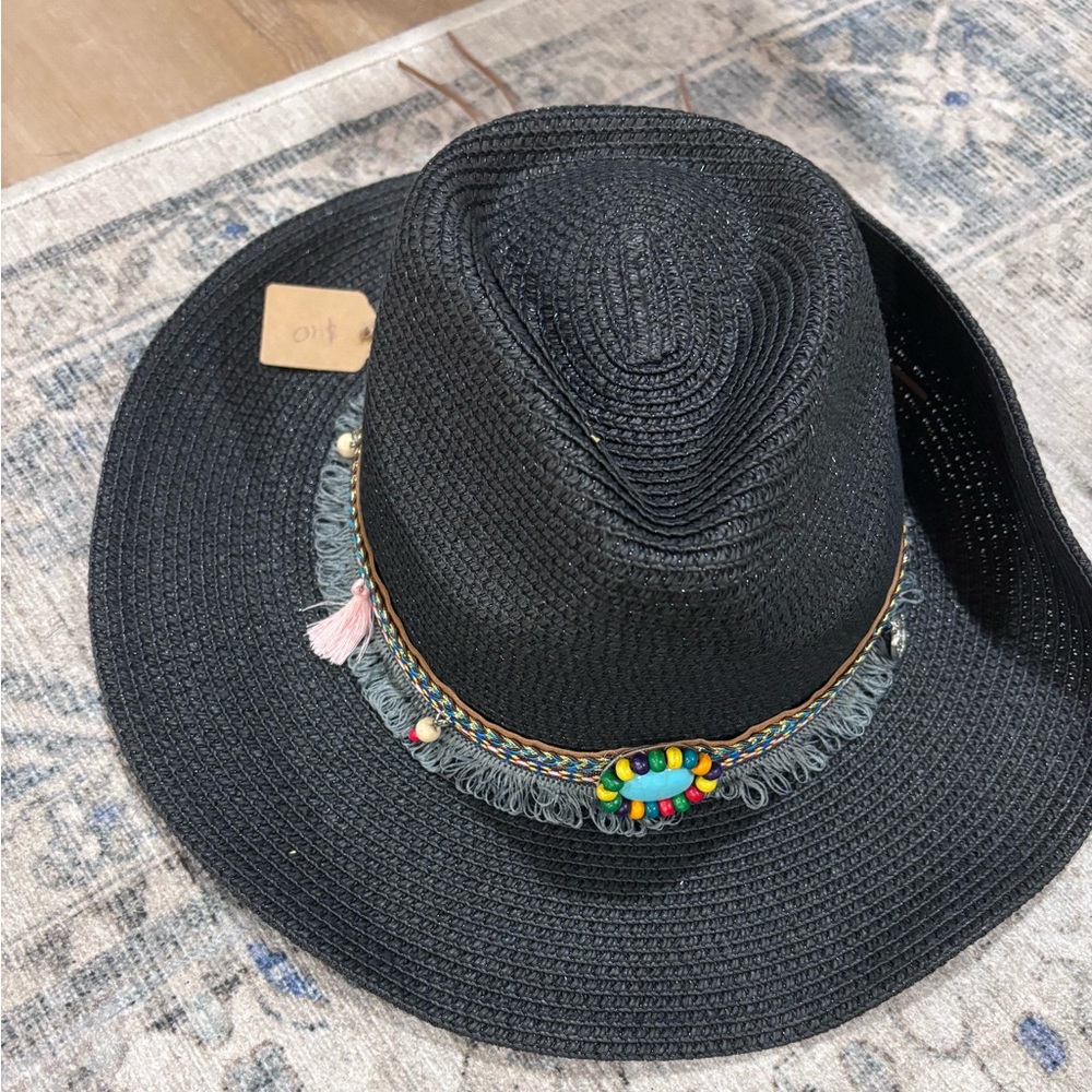 Women’s cowgirl hat